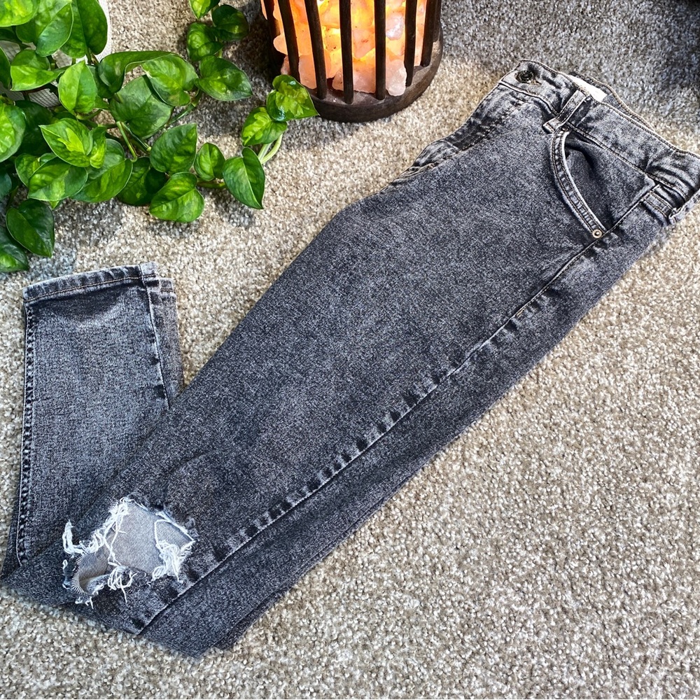 Top Shop Ripped Jamie Jeans